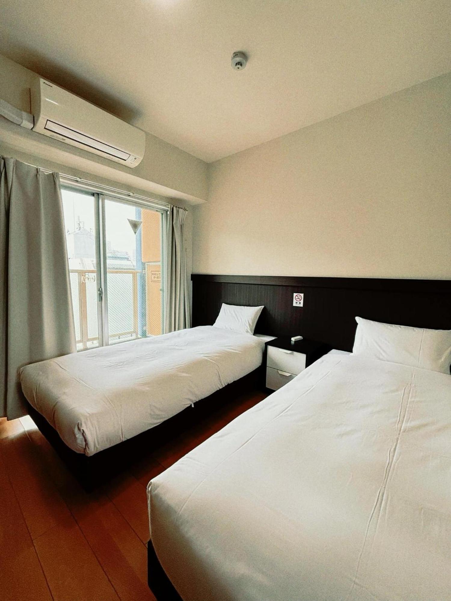 Hotel J&C-I Osaka Esterno foto