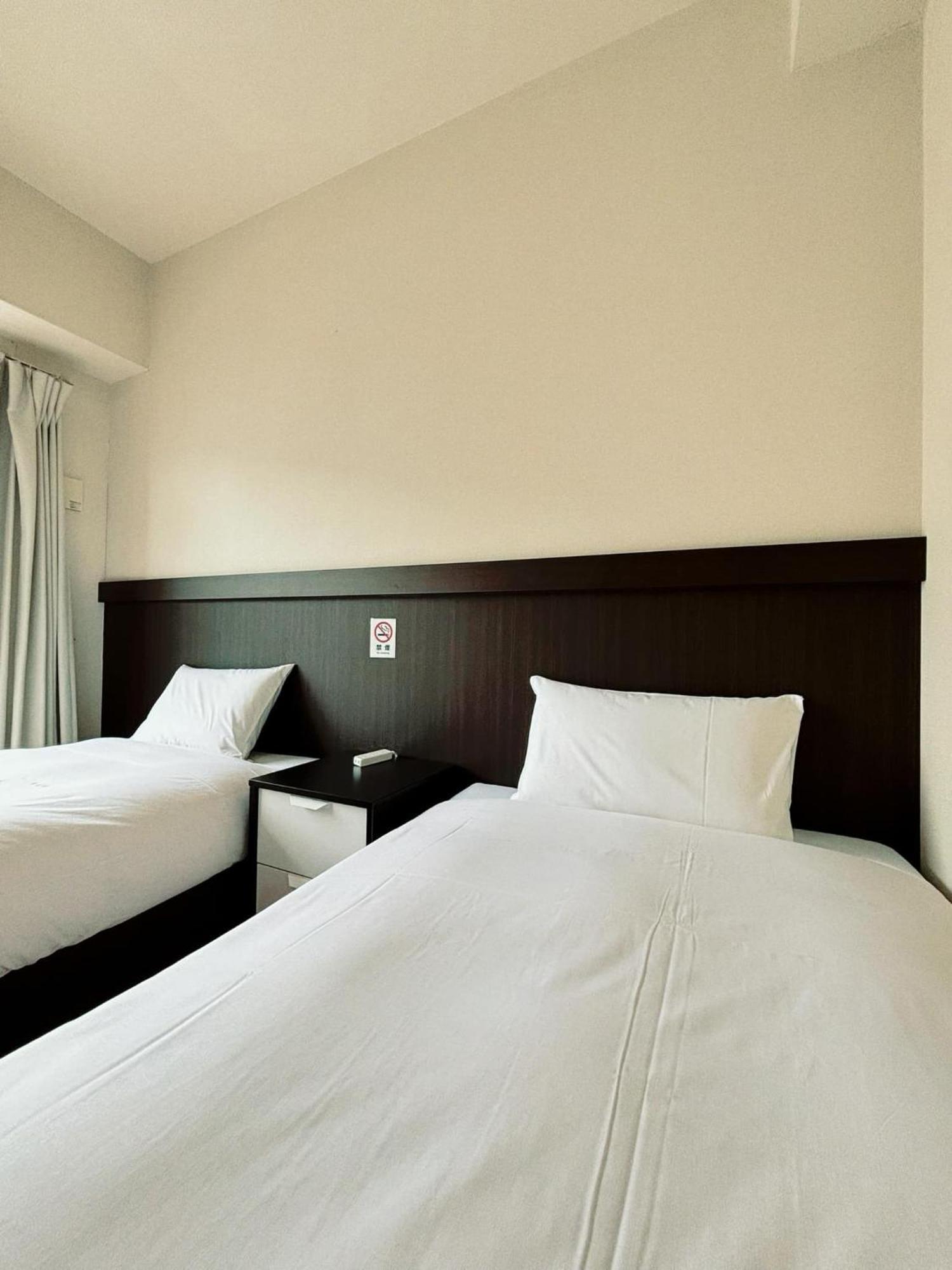Hotel J&C-I Osaka Esterno foto